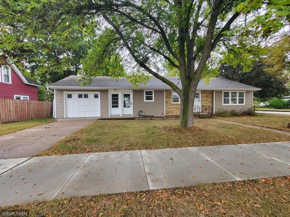 101 N 4th St, Le Sueur, MN 56058