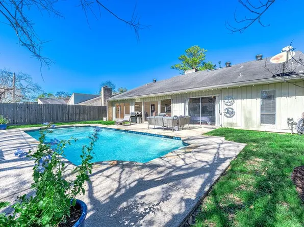 12015 Briar Forest Drive, Houston, TX 77077