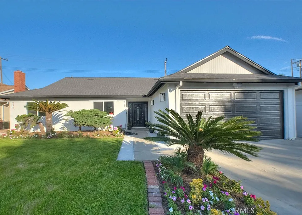 752 Rio Del Sol Ave