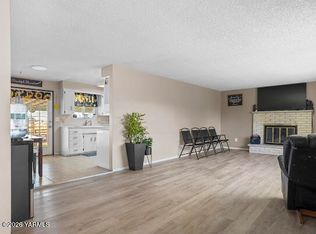 106 Sky Vista Pl, Yakima, WA 98901