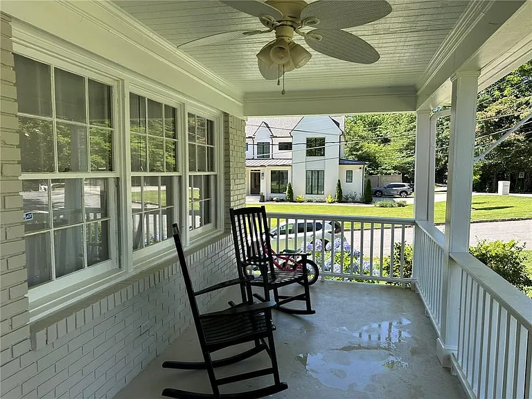 2497 Thompson Rd — Photo 2