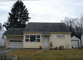2nd image of 3107 Malverne Rd