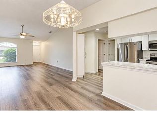 2046 Old Trevor Way, Sarasota, FL 34232