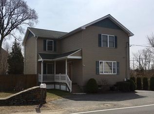 652 Lees River Ave, Somerset, MA 02725