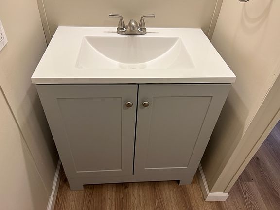 5th image of 1012 S Lagrave St #24