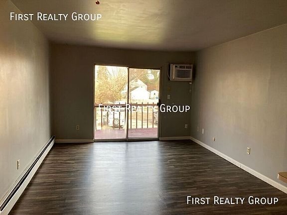 2nd image of 1355 Ohmer Ave APT 14