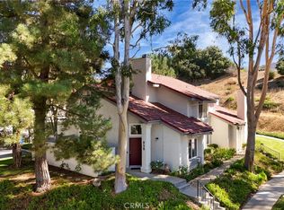 938 Quarterhorse Ln, Oak Park, CA 91377