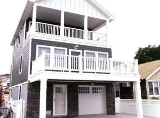 42 Alabama St, Long Beach, NY 11561