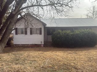 18492 E 1270th Rd, Sayre, OK 73662