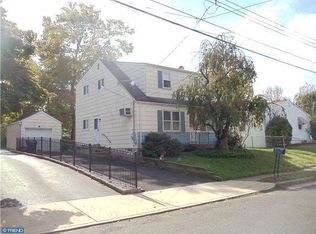 1849 Osbourne Ave, Willow Grove, PA 19090