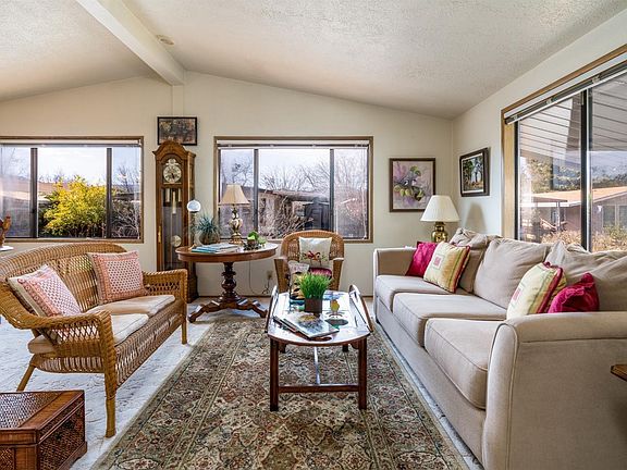 5th image of 77 Bonita Pl #77