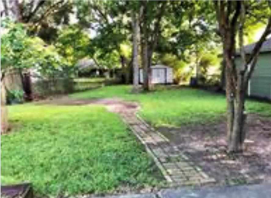 1st image of 4074 Nenana Dr