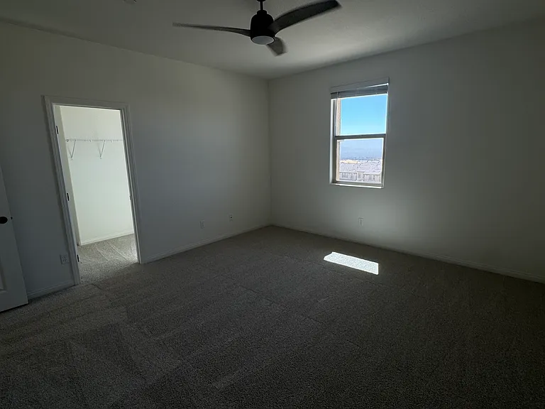 92 Hornbeck Ln — Photo 15