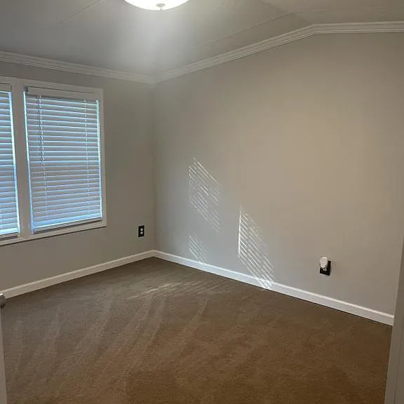 931 Ravenwood Dr — Photo 13