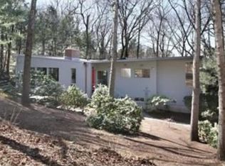 58 Hill St, Lexington, MA 02421