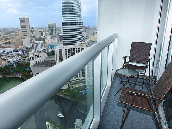 4th image of 495 Brickell Ave #Id1233203p