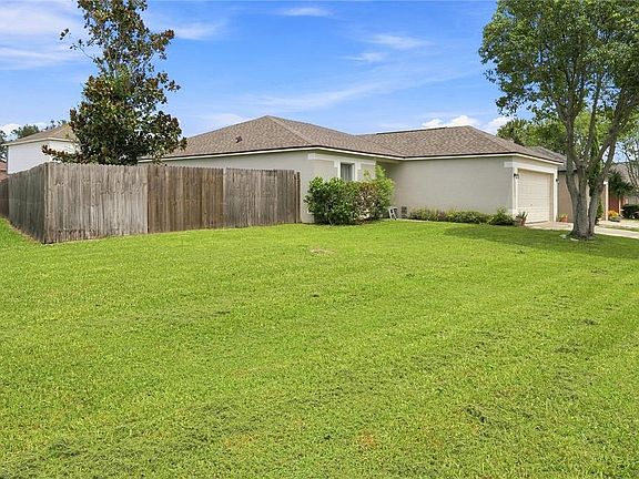 2nd image of 4243 MENDENWOOD LANE
