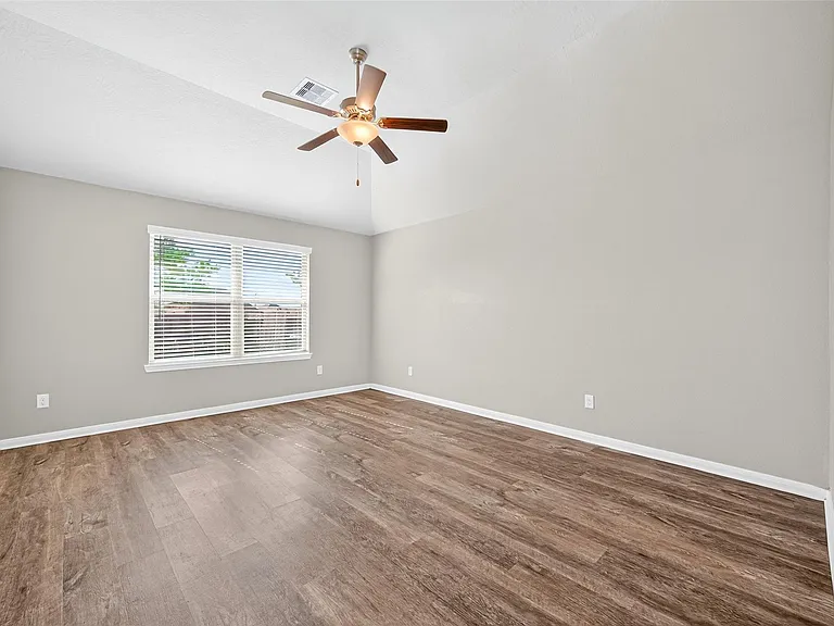 246 Brocks Ln — Photo 25