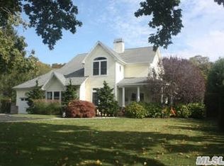 10 Nidzyn Ave, Remsenburg, NY 11960