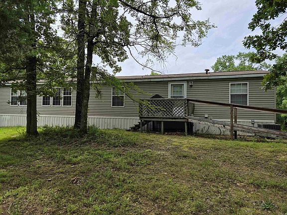 2nd image of 4051 Amity Rd