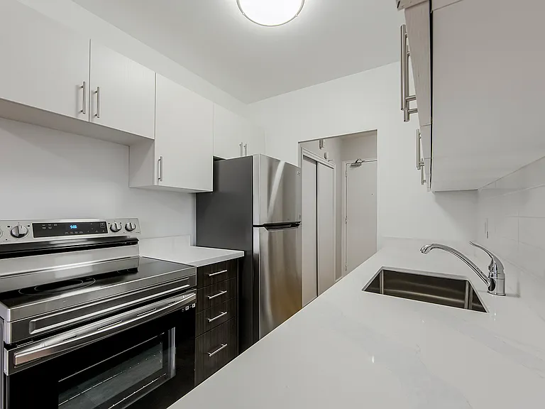 130 Jameson Ave — Photo 53