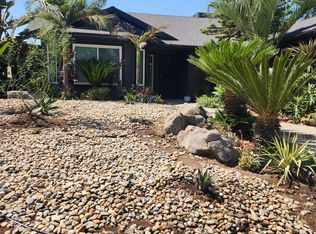 1989 E Valley Forge Ave, Tulare, CA