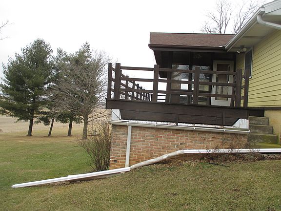 wrap around deck