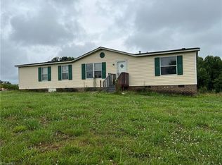 302 Tolbert Rd, Mount Airy, NC 27030