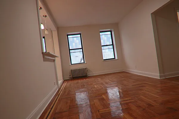 Rented by PMG Real Estate  | media 5