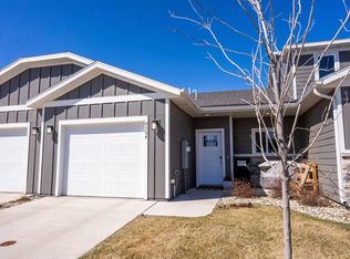 9304 W Ark Pl, Sioux Falls, SD 57106