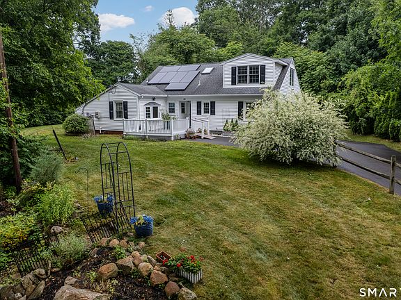 2nd image of 86 Davis Drive