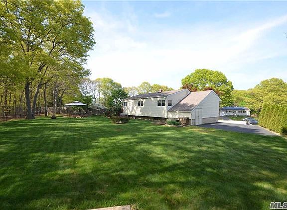 3rd image of 60 Fawn Ct