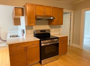 37 Oak Ave, Worcester, MA 01605