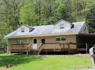 294 State Line Rd, Burgettstown, PA 15021