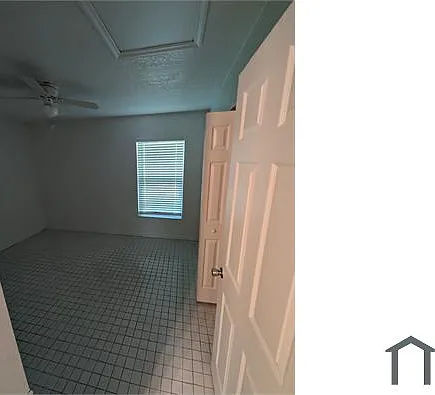 4960 Dundee Ave — Photo 4