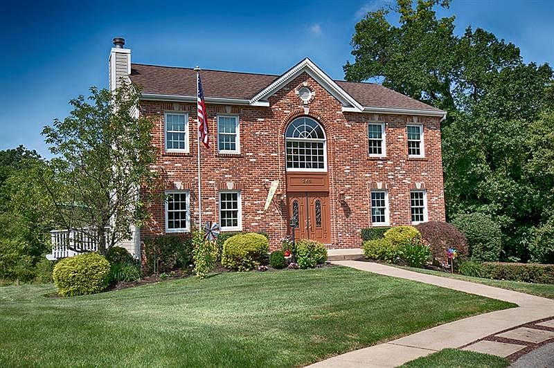 1st image of 249 Jaclyn Dr