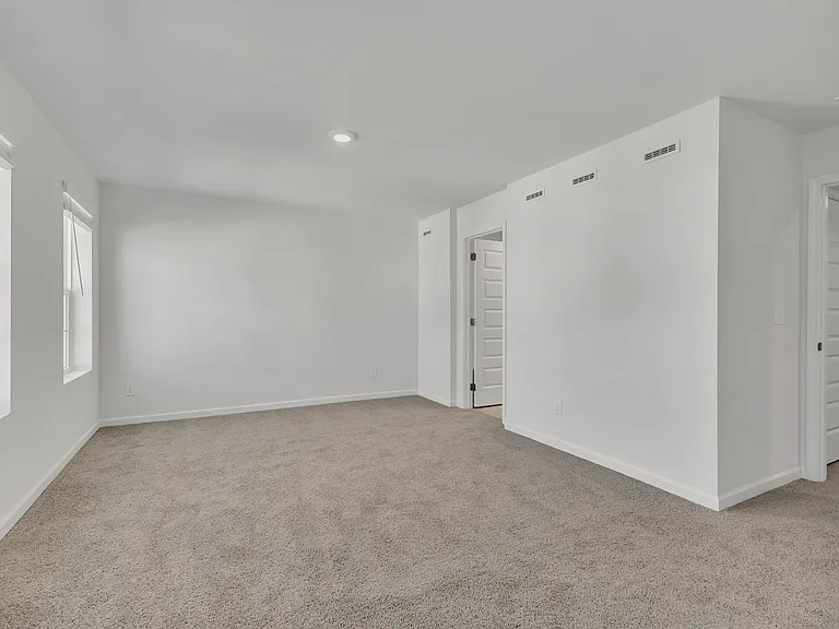 5006 Dayflower Dr — Photo 13