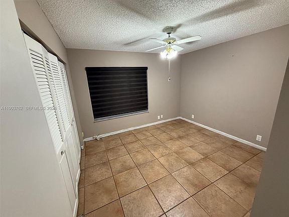 3rd image of 9422 SW 127th Ave