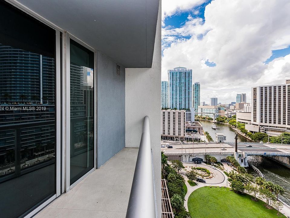 1st image of 475 Brickell Ave #10