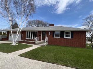 1303 Buchholz St, Two Rivers, WI 54241