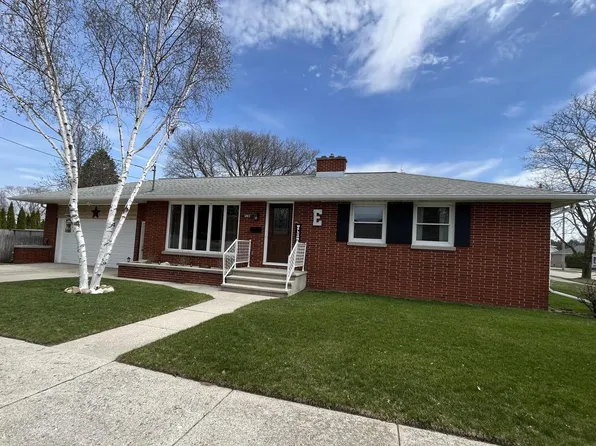 1303 Buchholz STREET, Two Rivers, WI 54241