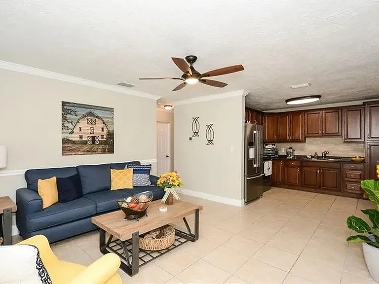 5909 Albert Pl — Photo 14