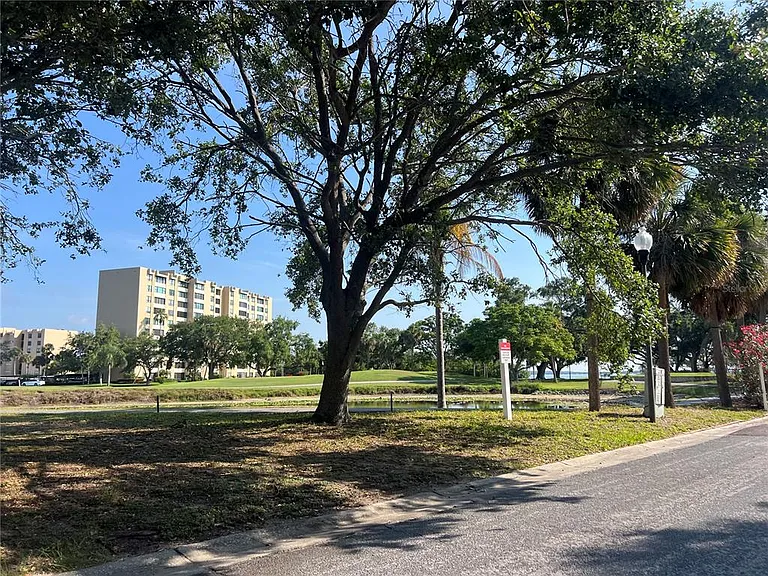 2616 Cove Cay Dr #701 — Photo 17