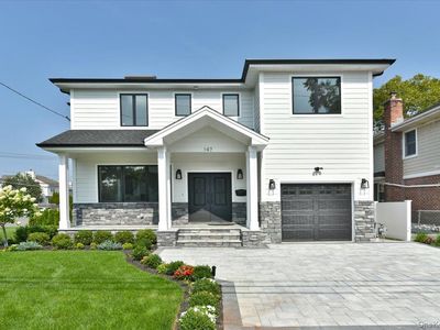 147 Norman Street, New Hyde Park, NY, 11040