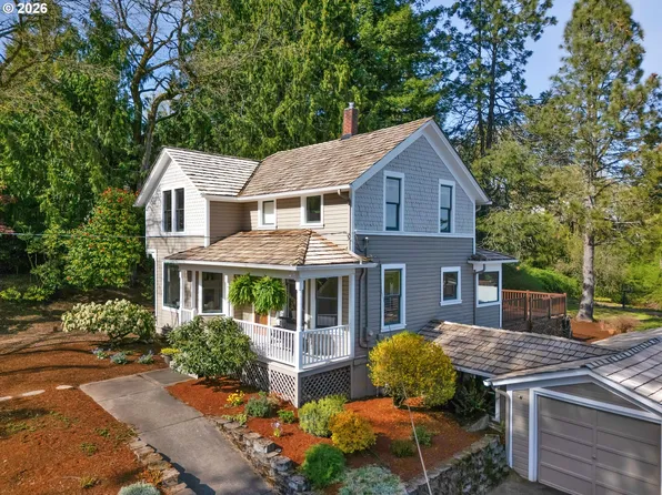 12300 SE Mount Scott Blvd, Happy Valley, OR 97086