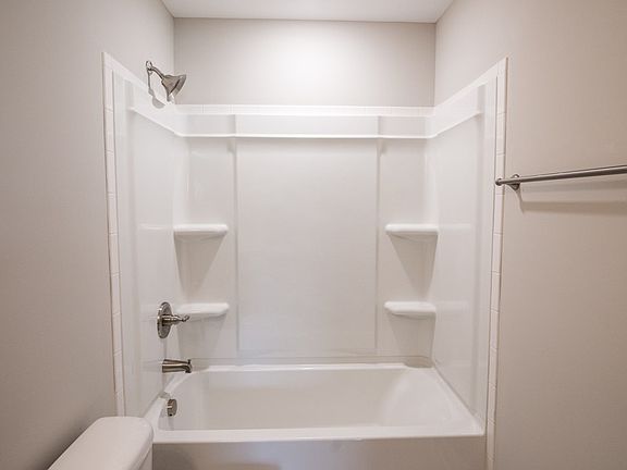 3rd image of 221 Chalet Hls Lot 221