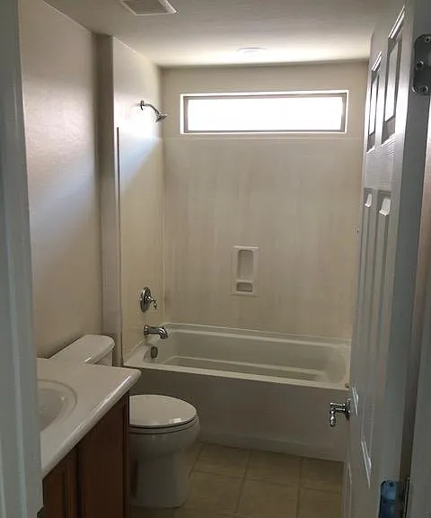 2141 W Kathleen Rd — Photo 13