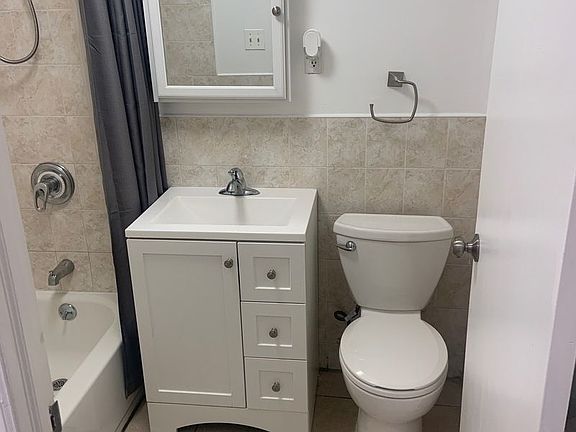 5th image of 22-60 26th St #1L