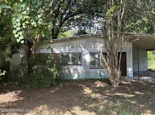 2824 S Palm Ave, Palatka, FL 32177