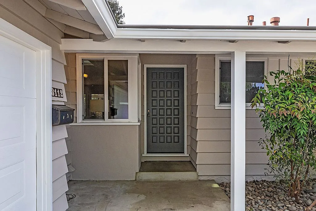3112 Allen Way photo 1